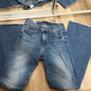 Mother jeans weekender fray